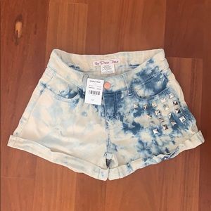Acid wash studded shorts